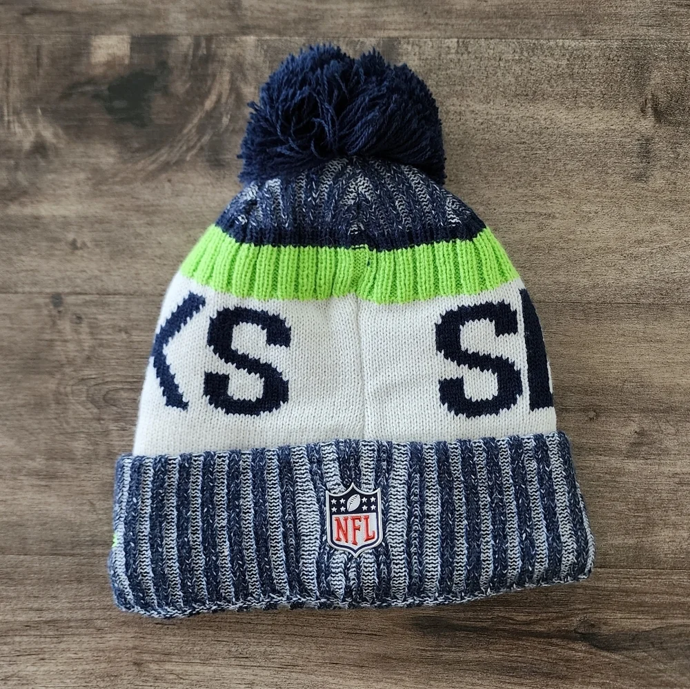 New Era NFL Seattle Seahawks Youth Sport Knit Pom Beanie NEW